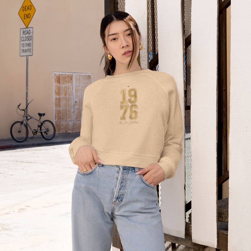 1976 Cropped Pullover — Retro Vintage Year Women’s Crop Sweatshirt