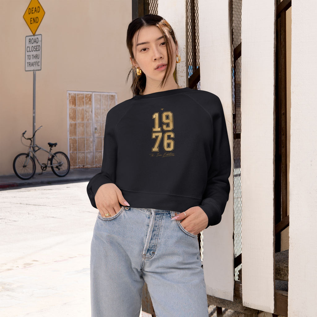 1976 Cropped Pullover — Retro Vintage Year Women’s Crop Sweatshirt