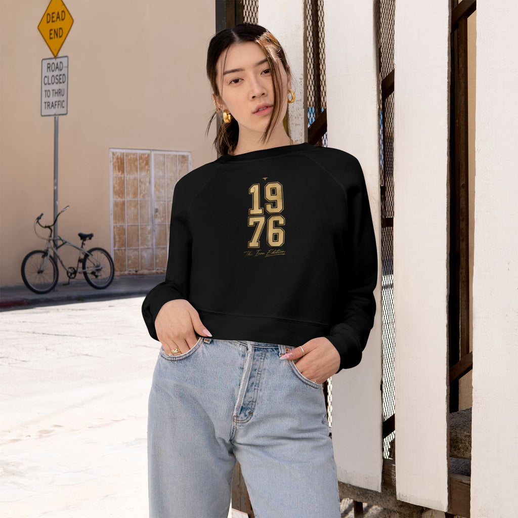 1976 Cropped Pullover — Retro Vintage Year Women’s Crop Sweatshirt